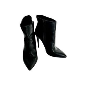 Candie's Black High Heel Leather Ankle Boots with Zipper Closure, Size 8